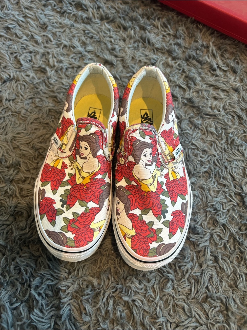 Vans- beauty and the beast size 13.5